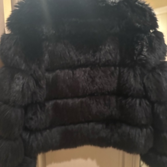 Black Faux Fur Coat - Picture 9 of 9